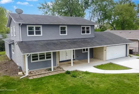 99 Essex Road Elk Grove Village IL 60007