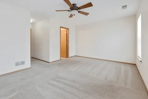 840 Amelia Court Grayslake IL 60030