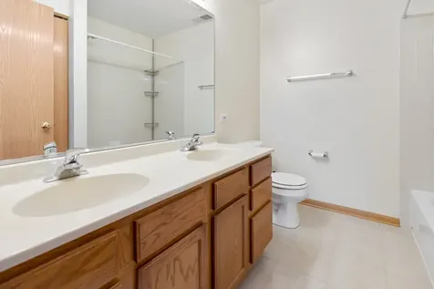 840 Amelia Court Grayslake IL 60030