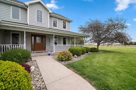 17709 West State Route 17 Reddick IL 60961
