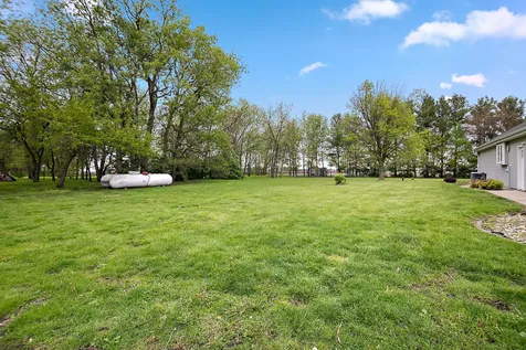 17709 West State Route 17 Reddick IL 60961