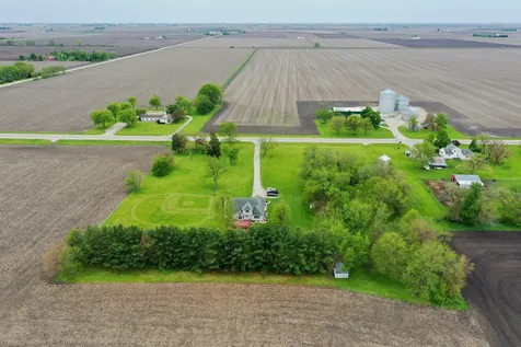 17709 West State Route 17 Reddick IL 60961