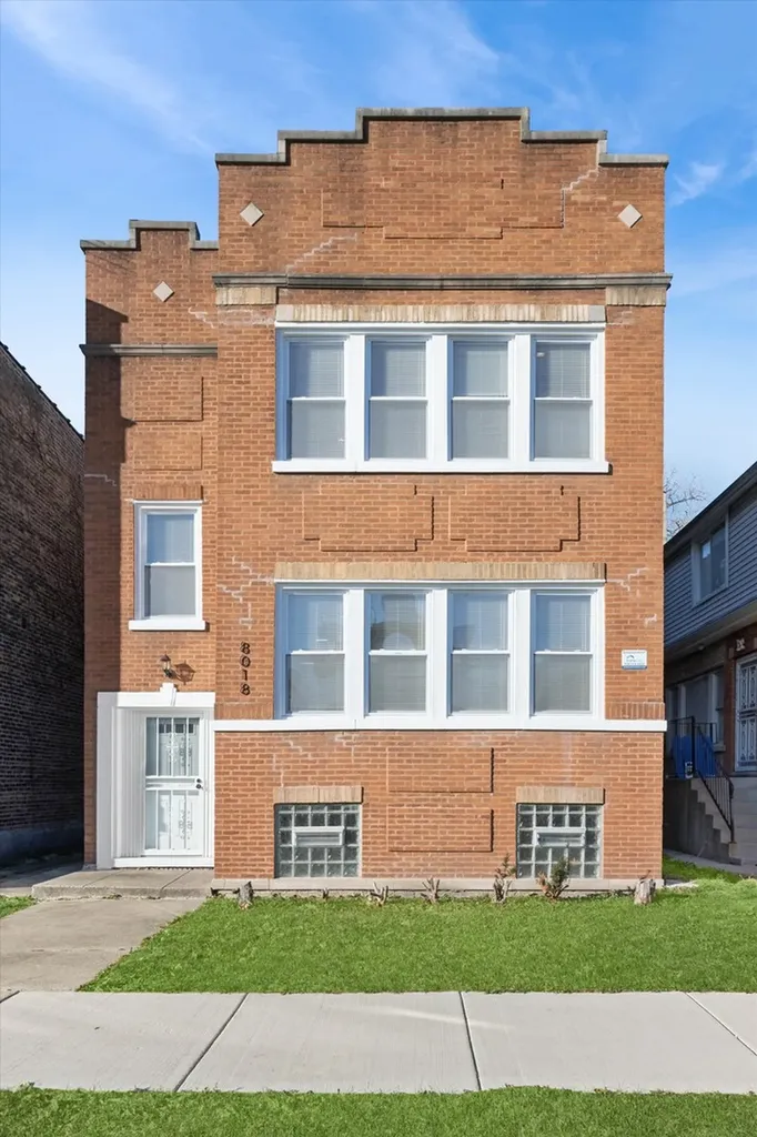 8018 South Harvard Avenue Chicago IL 60620