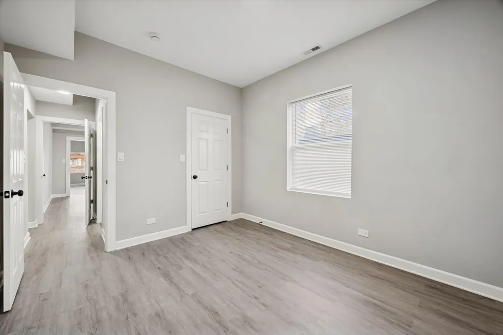 8018 South Harvard Avenue Chicago IL 60620