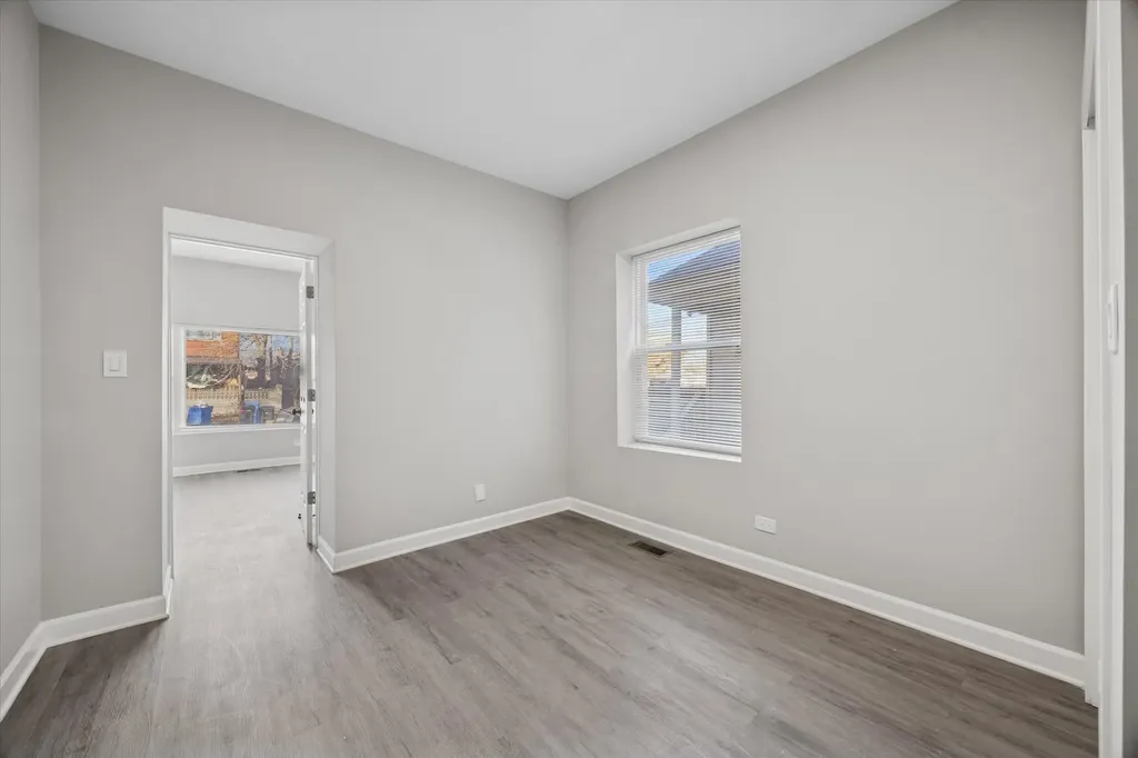 8018 South Harvard Avenue Chicago IL 60620