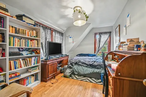 1006 Rogers Court Waukegan IL 60085
