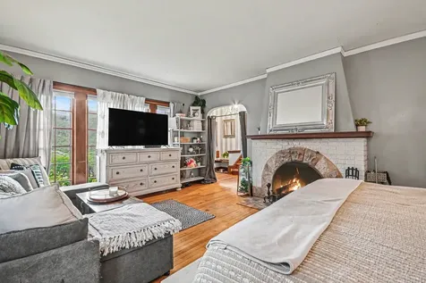 1006 Rogers Court Waukegan IL 60085