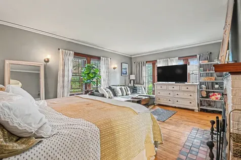 1006 Rogers Court Waukegan IL 60085