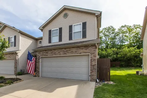 2519 Fox Trot Trail Bloomington IL 61705