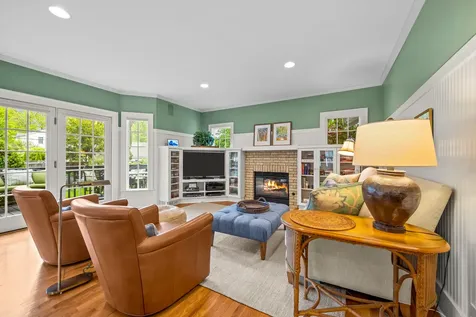 1087 Ash Street Winnetka IL 60093