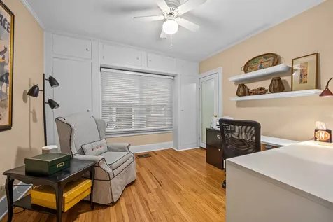 1087 Ash Street Winnetka IL 60093