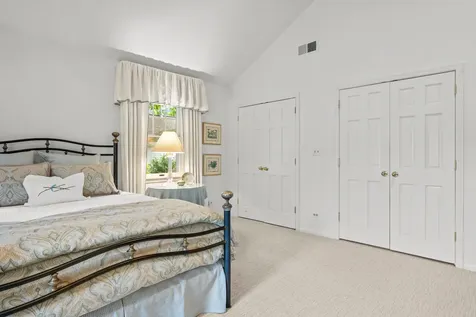1087 Ash Street Winnetka IL 60093