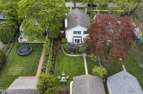 1087 Ash Street Winnetka IL 60093