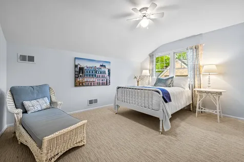 1087 Ash Street Winnetka IL 60093