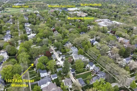 1087 Ash Street Winnetka IL 60093