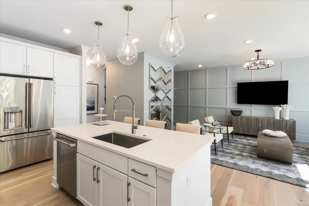 2022 Iron Ridge Lane Naperville IL 60563