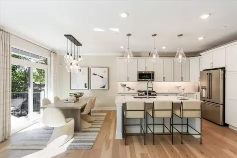 2022 Iron Ridge Lane Naperville IL 60563