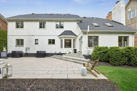 825 South Bodin Street Hinsdale IL 60521