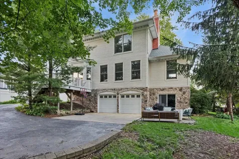 724 South Batavia Avenue Geneva IL 60134
