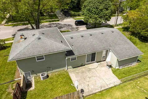425 Lisa Lane Streamwood IL 60107