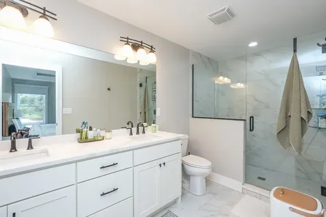 3172 Sun Valley Drive Kankakee IL 60901