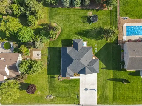3172 Sun Valley Drive Kankakee IL 60901