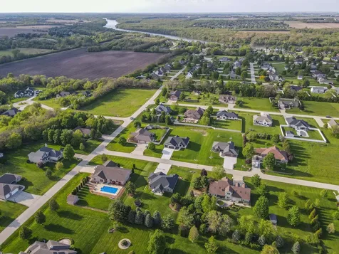 3172 Sun Valley Drive Kankakee IL 60901