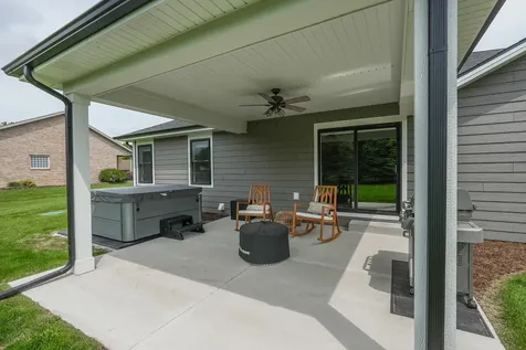 3172 Sun Valley Drive Kankakee IL 60901