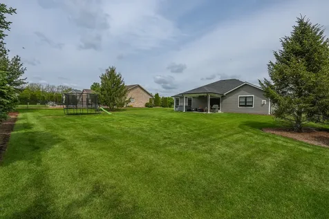 3172 Sun Valley Drive Kankakee IL 60901