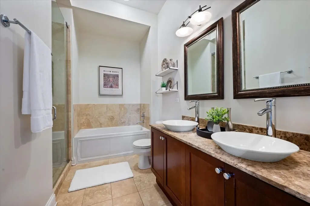 1464 South Michigan Avenue Chicago IL 60605