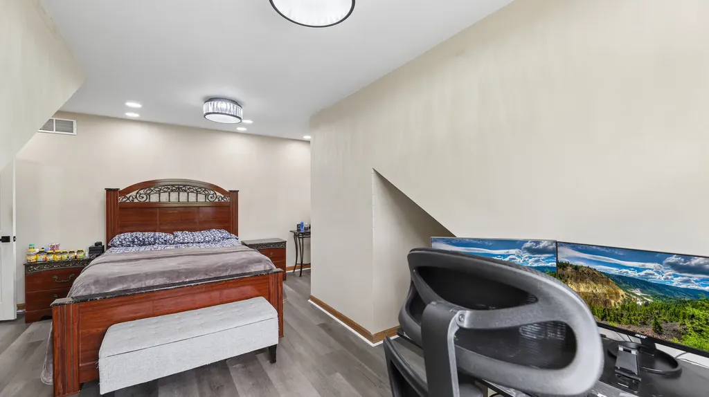 6 Sunshine Court Bolingbrook IL 60490