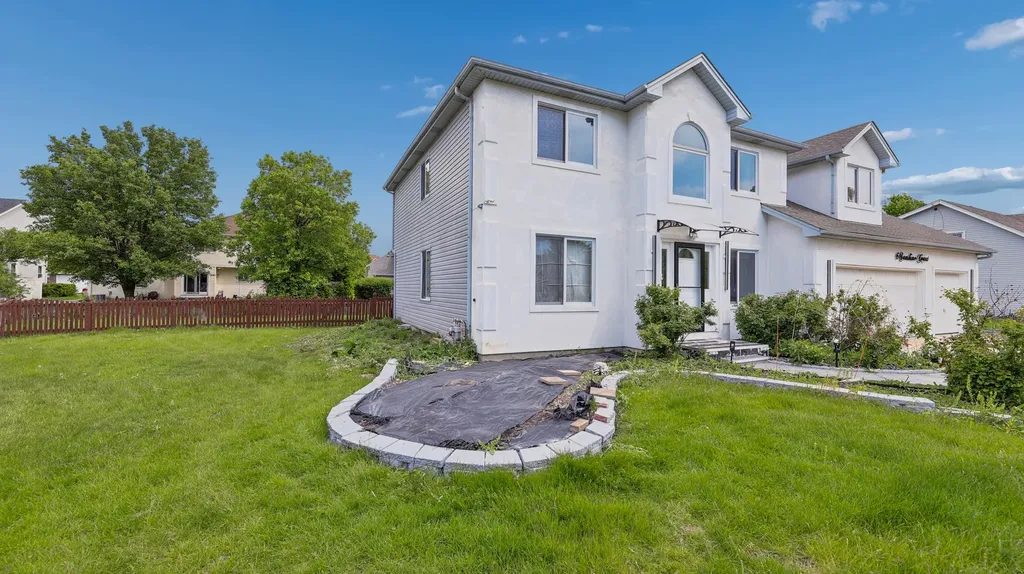 6 Sunshine Court Bolingbrook IL 60490