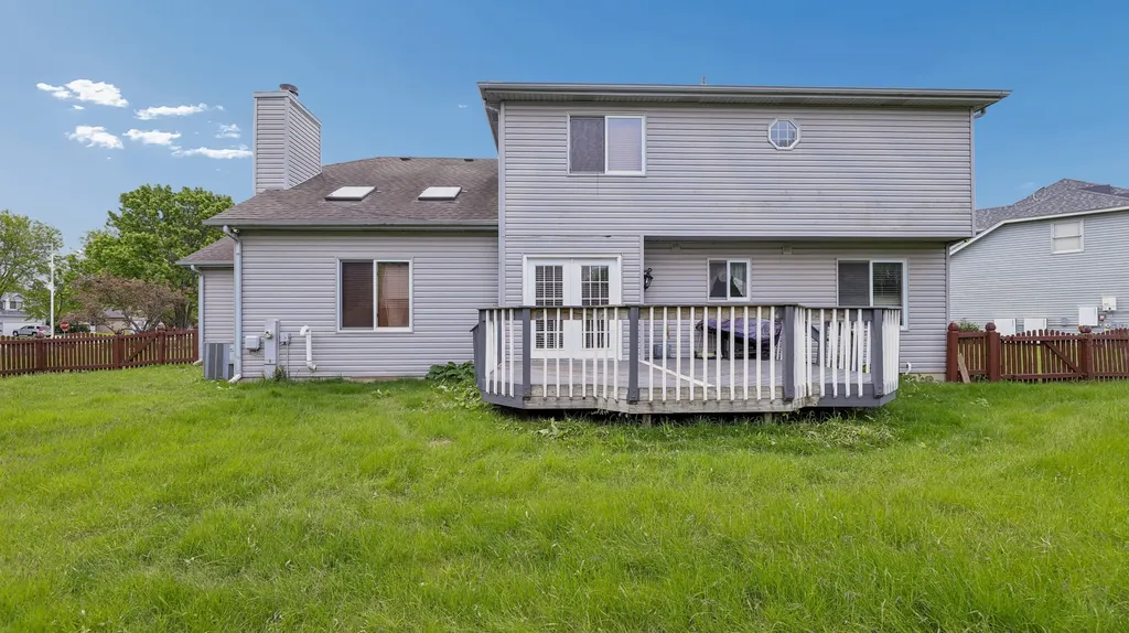 6 Sunshine Court Bolingbrook IL 60490