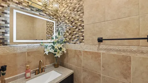 6 Sunshine Court Bolingbrook IL 60490