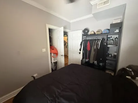 4856 West Warner Avenue Chicago IL 60641