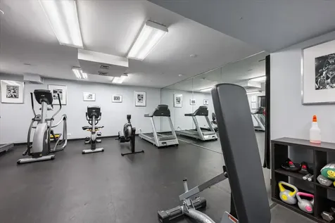 345 West Fullerton Parkway Chicago IL 60614