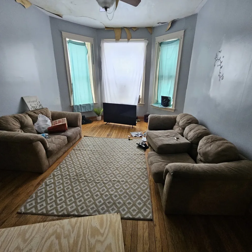 3834 West Monroe Street Chicago IL 60624