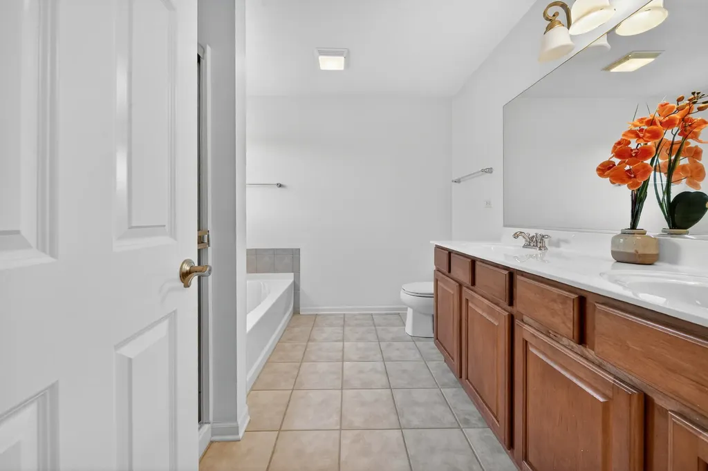 14029 John Humphrey Drive Orland Park IL 60462