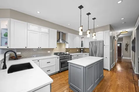 304 South Mitchell Avenue Arlington Heights IL 60005