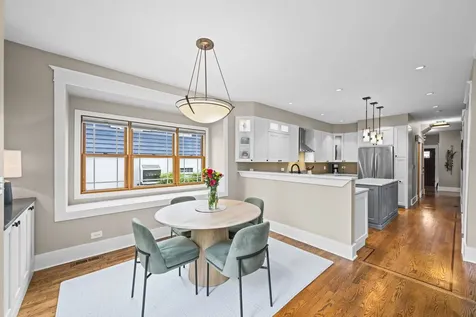 304 South Mitchell Avenue Arlington Heights IL 60005