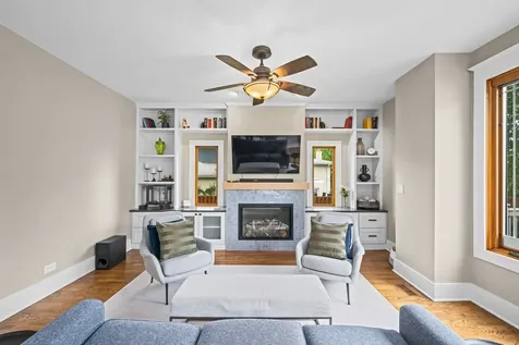 304 South Mitchell Avenue Arlington Heights IL 60005