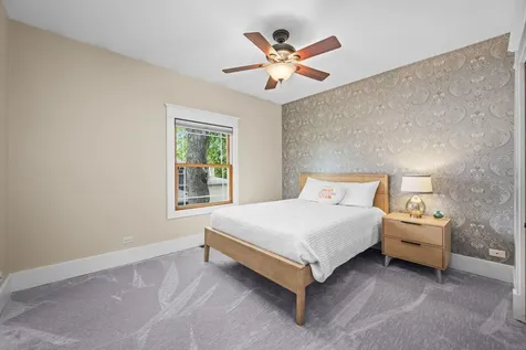 304 South Mitchell Avenue Arlington Heights IL 60005