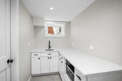 304 South Mitchell Avenue Arlington Heights IL 60005
