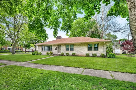 627 East Main Street Morris IL 60450