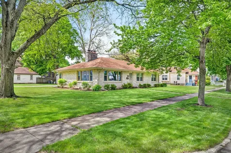 627 East Main Street Morris IL 60450