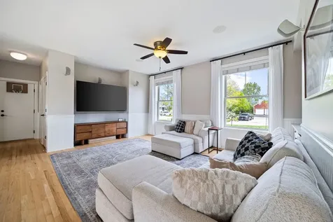 1443 Sunflower Court Grayslake IL 60030