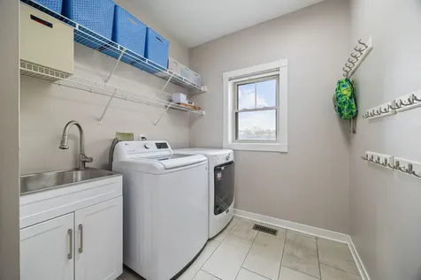 1443 Sunflower Court Grayslake IL 60030
