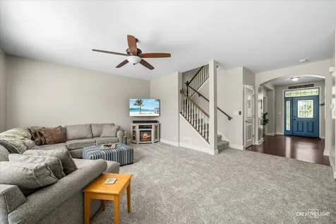 318 Winthrop Drive Oswego IL 60543