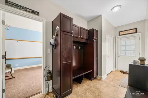 318 Winthrop Drive Oswego IL 60543