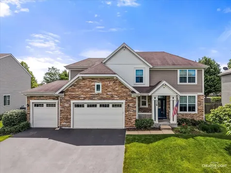 318 Winthrop Drive Oswego IL 60543